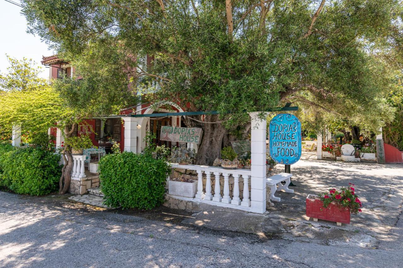 Dopia's Garden Studios Vasilikí Exterior foto